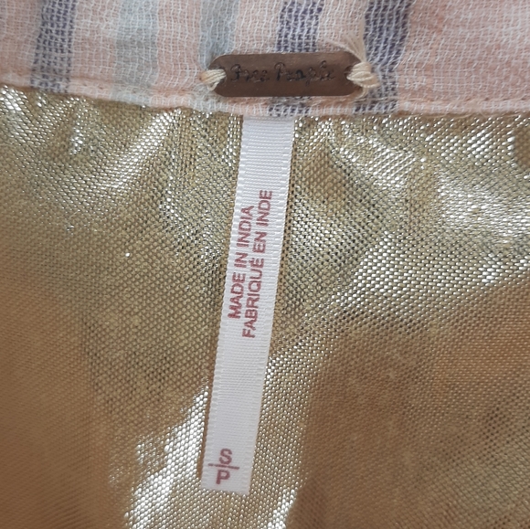 Free People Peach Plaid Cropped Button Up Small - Picture 6 of 7